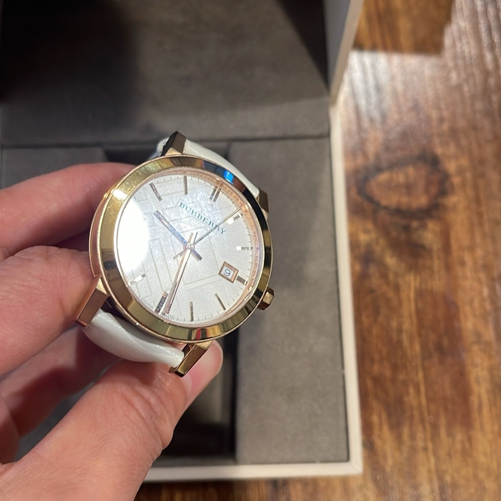 Burberry white gold watch - Picture 7 of 10